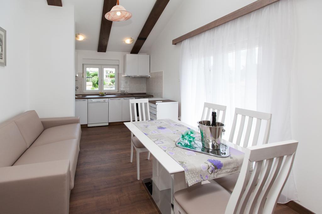 Anikol Apartments Selce Zewnętrze zdjęcie